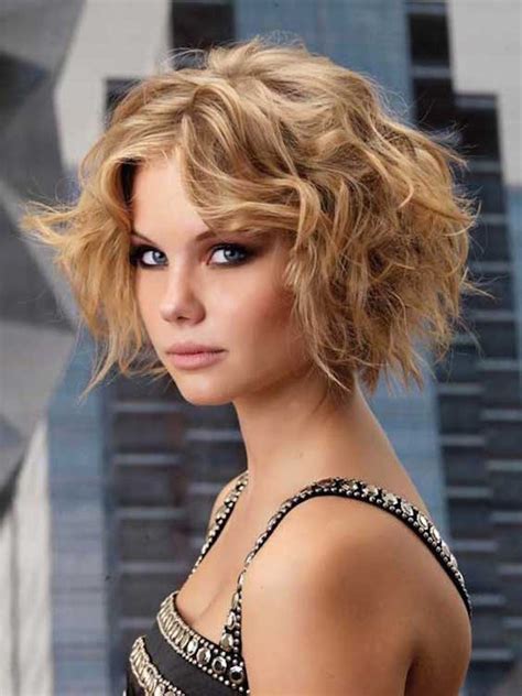 Messy Curly Hairstyles You Need To Try Feed Inspiration