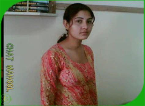 Pakistani Girls She Is Pakistan Chatroom Girl She Is Beautiful Innocent