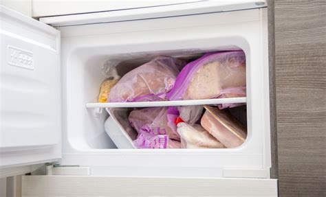 Combien de temps peut - on conserver les aliments au congélateur