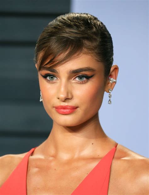 taylor hill interview beauty and style tips victoria s secret tease rebel us weekly