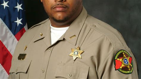 Davidson County Sheriff's deputy charged with assault, burglary