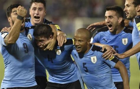 Debes tener 18 años o más para acceder a esta web. Rusia 2018: ¿Dónde y a qué hora juega Uruguay vs Arabia ...