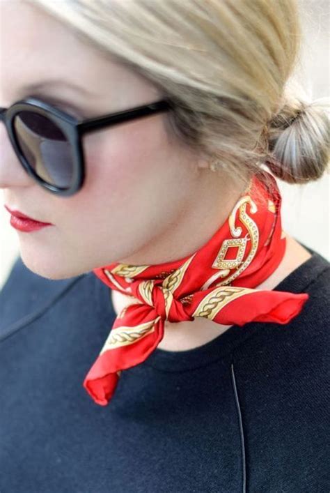 44 Simple Ways To Wear A Scarf This Summer In 2020 Fashion How To Wear Scarves Scarf Styles