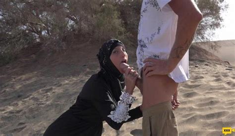 SexWithMuslims E Abela Sott Woman In Hijab Pleases Her Man With New Lingerie CZECH Day