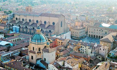 It is a vibrant university town, as well as architecturally beautiful. Where to stay in Bologna, Italy - best hotels and places ...