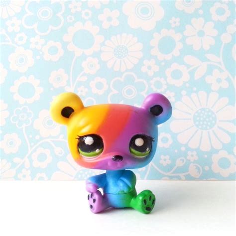 Littlest Pet Shop Rainbow Panda Bear 2584 Colorfully Cute Blind Bag Htf