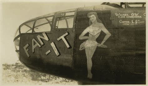 Nose Art On The B 25 Mitchell Bomber Fan It In Europe Between 1943 To