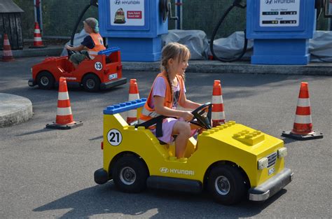 Mladá boleskav, praha, beroun (dálnice) • dopravu autokarem, průvodce • vstupné do zábavního parku. Legoland Německo | Dokonalý Zážitek