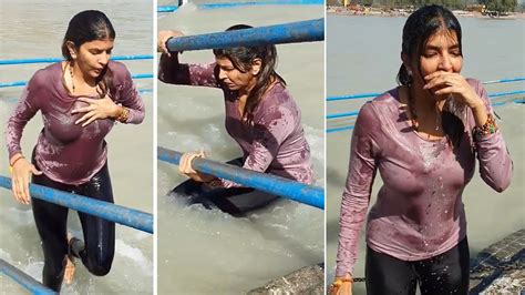 Manchu Lakshmi Ganga Snan At Haridwar Manchu Lakshmi Takes Open Bath In River Ganga