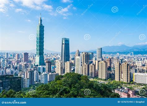Beautiful Landscape And Cityscape Of Taipei 101 Building And