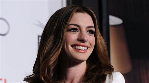 See Photos Of Anne Hathaway Through The Years Newsday