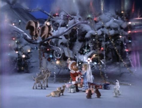 Holiday Film Reviews Santa Claus Is Comin To Town