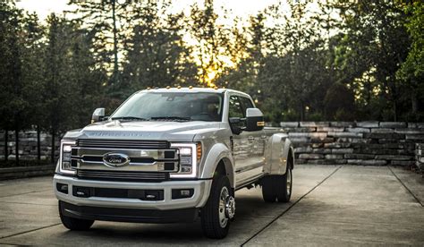 The 2019 Ford F Series Super Duty Is Tough And Capable Cnet