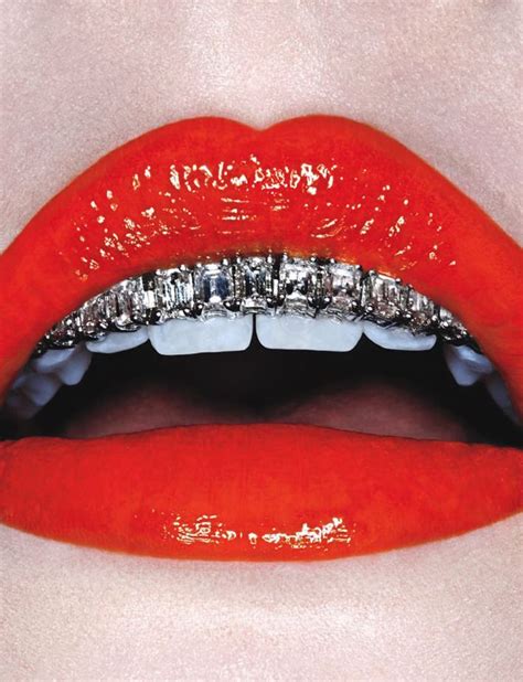 Bling Braces Lip Obsession Pinterest Grillz Grillz Gold And Vampire Dracula