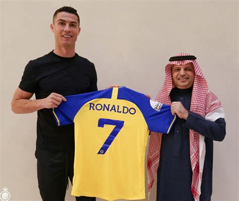 Ronaldo Joins Saudi Club Al Nassr Fc In A World Record Breaking £177m A Year Deal The Manc