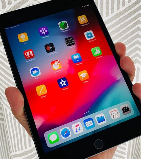 Ipad Mini 2019 Review Apples New Tablet Is Mini But Mighty Mr