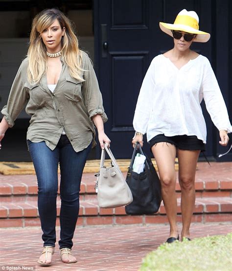 Kim Kardashian Goes Blonde And Shows Slimmed Down Post Pregnancy Figure