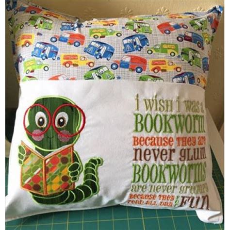 Several years ago (2011 to be exact, how is it i've been blogging that long?) i decided to make reading pillows for my nephews for you're now ready to continue making your reading pillow. Reading Bookworm Set