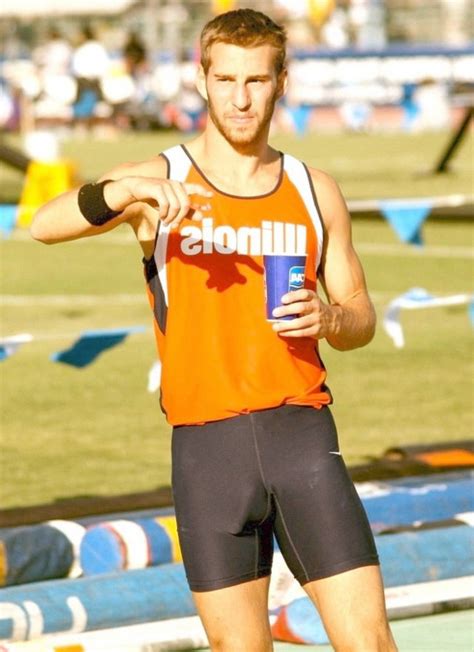 Athletes Wearing Lycra Or Spandex And Revealing Their Bulges