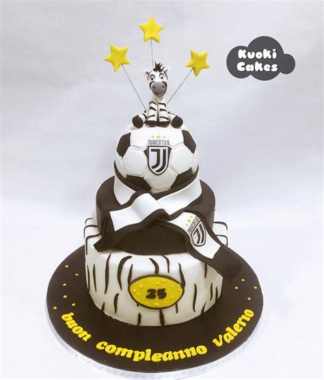 Juventus Cake Decorated Cake By Donatella Bussacchetti Cakesdecor