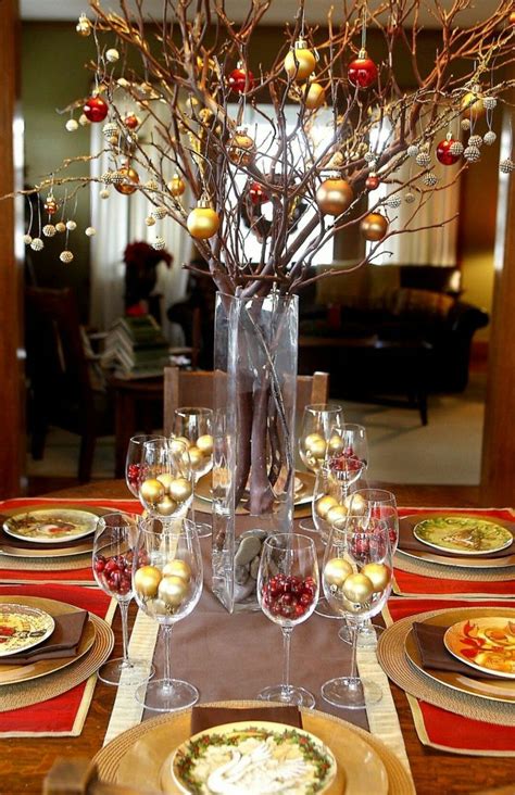 This is a simple christmas table decoration that you can whip up in no time. 50 Best DIY Christmas Table Decoration Ideas for 2020