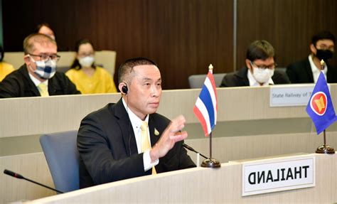บริษัท ศักดิ์สยามลิสซิ่ง จำกัด (มหาชน) สำนักงานใหญ่ 49/47 ถ.เจษฎาบดินทร์ ต.ท่าอิฐ อ.เมือง จ.อุตรดิตถ์ "ศักดิ์สยาม" ดันขนส่งอาเซียน-จีนรับมือโควิด-19