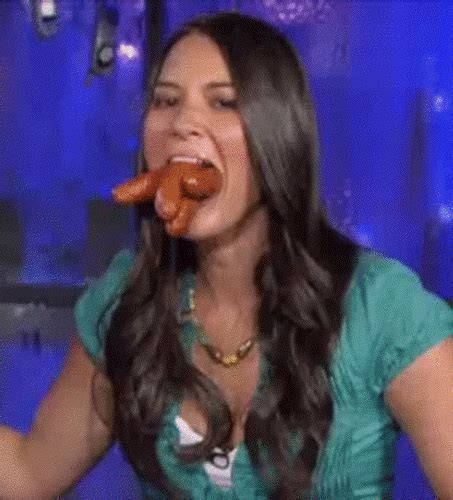 Sausage Mouth S Find And Share On Giphy