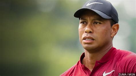 Tiger Wood Suffers Leg Injuries During Car Wreck Youtube