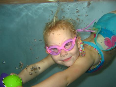 6 Reasons Your Child Should Learn To Swim Swimming Kids