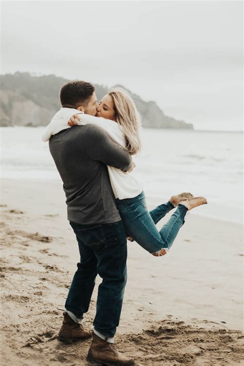 Windy Beach Engagement Photos W Cuddles At Baker Beach San Francisco Tonigphoto Ba Beach