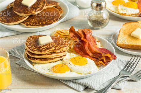 Healthy Full American Breakfast Stock Photo - Download Image Now - iStock