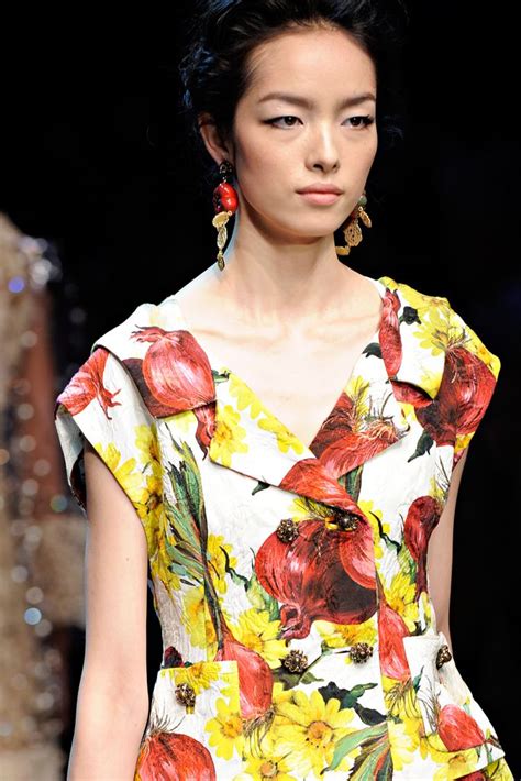 Abaya Fashion Fashion Show Fashion Design Dolce And Gabbana Floral