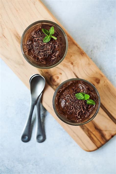 Avocado chocolate mousse truffles or chocolate baskets are a delicious vegan treat for a romantic date or simply to impress. Keto Chocolate Avocado Pudding (Paleo, Vegan) | Recipe ...