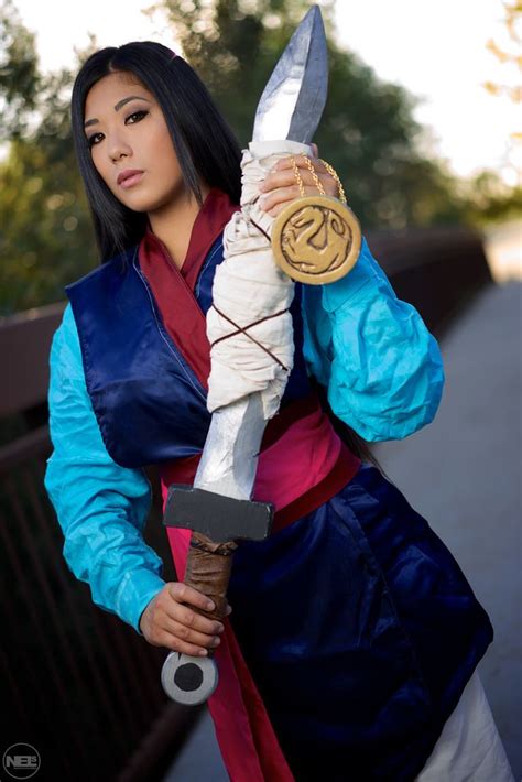 Pin By Lee Stahl On Wholesome Cosplay Disney Cosplay Mulan Cosplay Disney Costumes