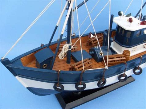 Buy Fishful Thinking 19in Model Ships