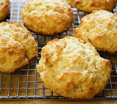 buttermilk biscuits recipe — dishmaps