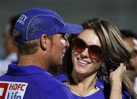 Elizabeth Hurley Engaged To Cricketer Shane Warne Ibtimes