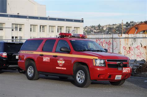 Fileseattle Fire Department Safety Officer Vehicle Wikimedia
