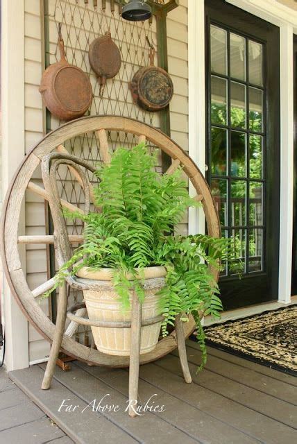 Vintage Southern Front Porch And A Feature Porch Decorating