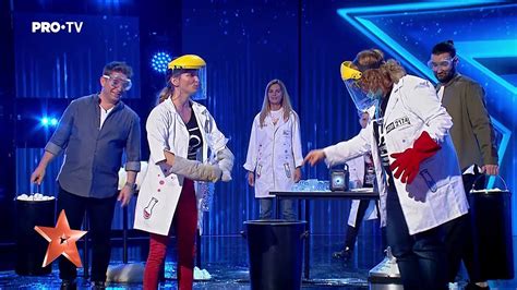 Finala românii au talent 2020: Românii au talent 2020: Profesorii Trăsniți - YouTube