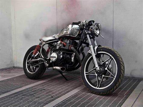 While the first nighthawk (cb650) was manufactured in 1982, the first 250 nighthawk was manufactured in 1991. 99garage | Cafe Racers Customs Passion Inspiration: Honda ...