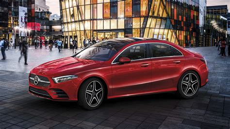 For greater engagement, the driver can choose to shift gears with paddles mounted. 2019 Mercedes-Benz A-Class L Sedan | Top Speed