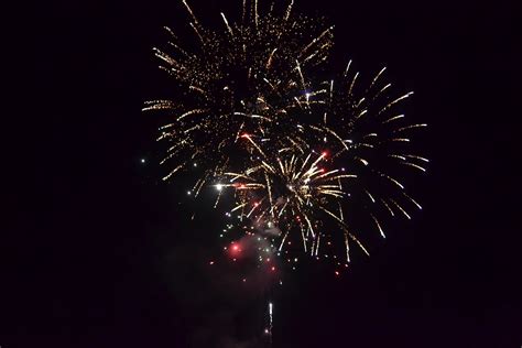 The Ellestads Awesome Fireworks To Start July