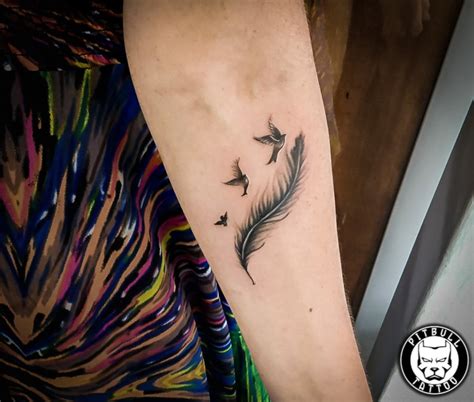 Tatuajes De Pájaros En El Brazo ¿un Solo Pájaro O Varios Tatuantes