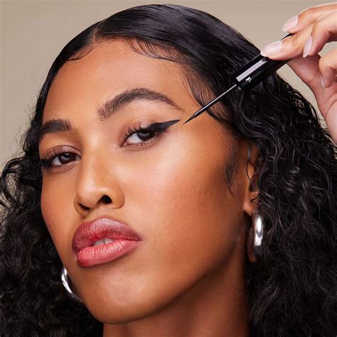 How To Grow Long Eyelashes The Best Lash Growth Eyeliners