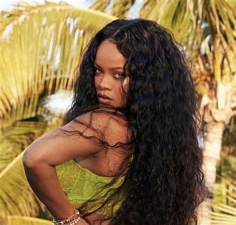 Photos Rihanna Shows Off Latest Savage X Fenty Blacksportsonline