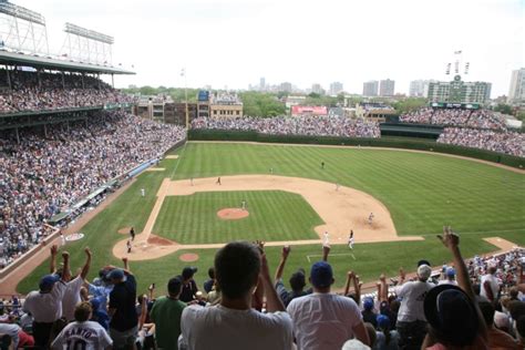 chicago cubs wrigley field resized touchdown trips