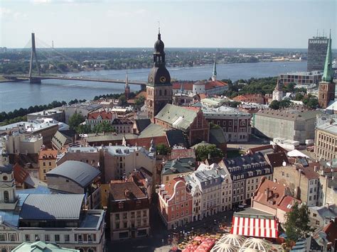 Lettland land in europa lettland ist ein staat in nordeuropa, im zentrum des baltikums gelegen. Riga - Hauptstadt von Lettland