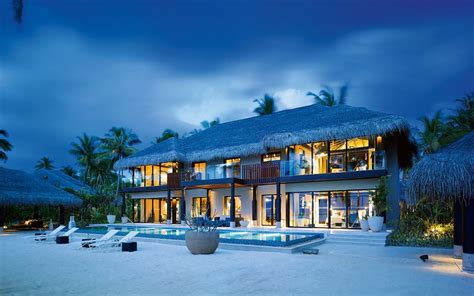 15 Fabulous Beach Houses In The Maldives Beach House Best Resorts In