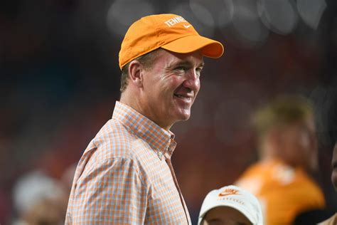 Peyton Manning Makes First Appearance As University Of Tennessee Professor
